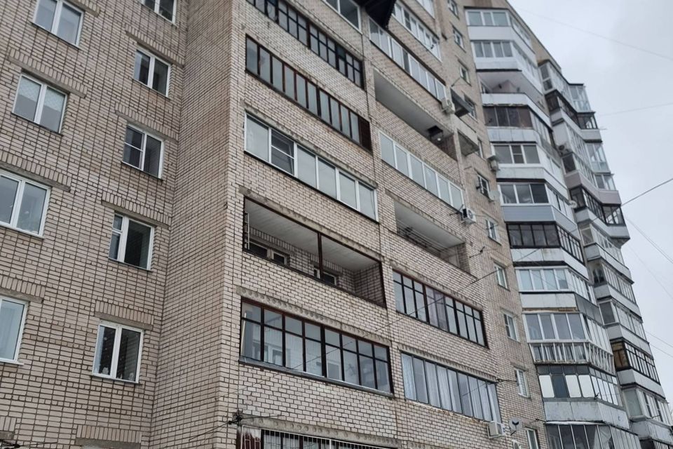 Продаётся 4-комнатная квартира, 90 м²