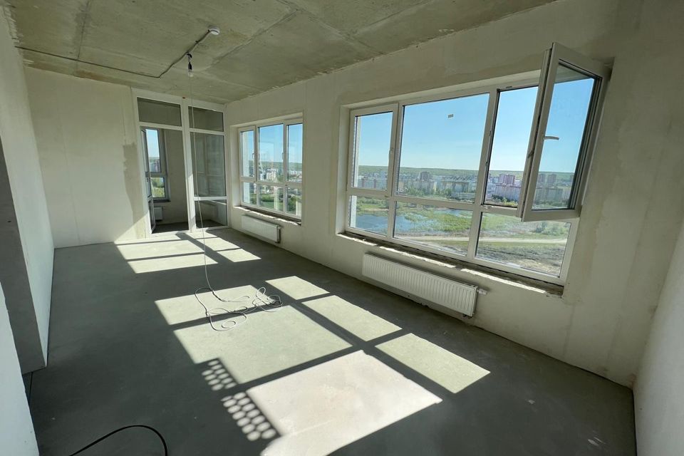 Продаётся 2-комнатная квартира, 67.6 м²