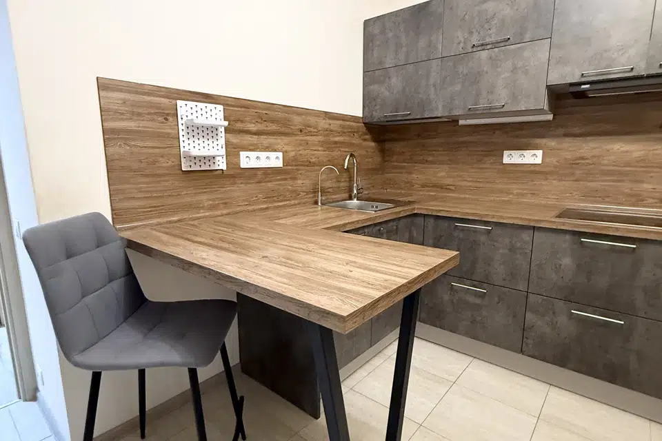 Продаётся 1-комнатная квартира, 40.8 м²