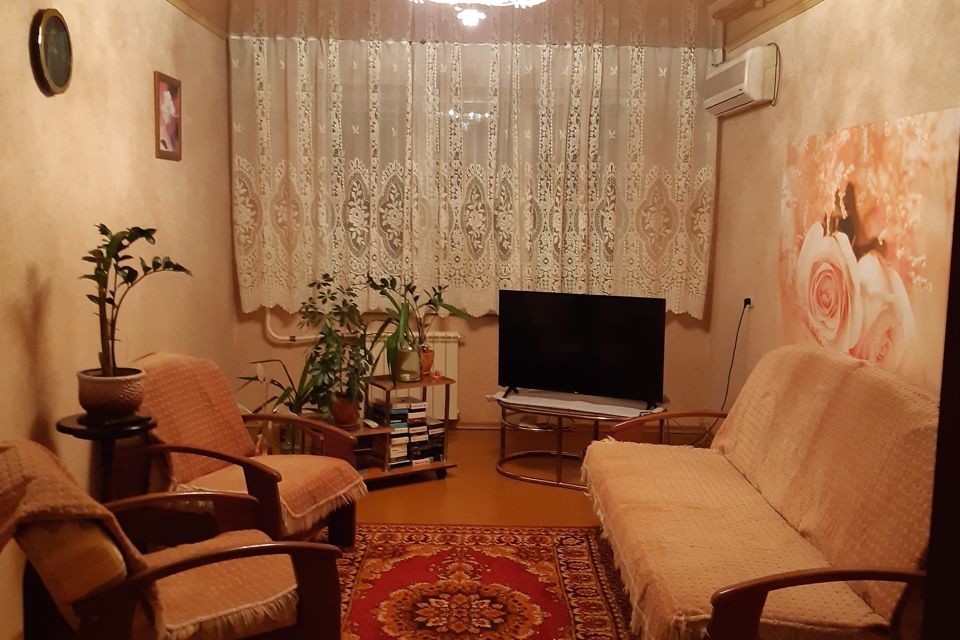Продаётся 2-комнатная квартира, 56.2 м²