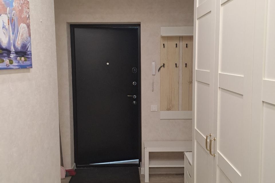 Сдаётся 1-комнатная квартира, 42 м²