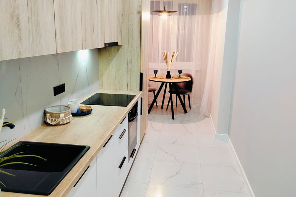 Продаётся 1-комнатная квартира, 43 м²