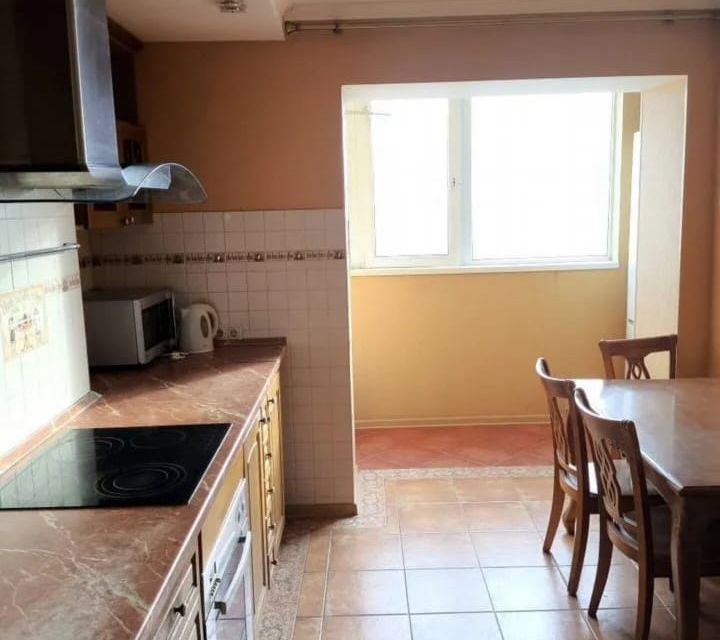 Продаётся 3-комнатная квартира, 86 м²