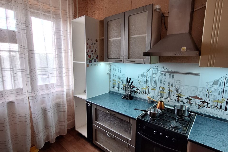 Продаётся 2-комнатная квартира, 60.5 м²