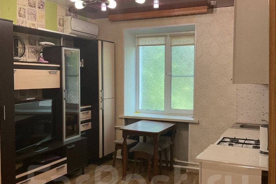 Продаётся 3-комнатная квартира, 54.7 м²