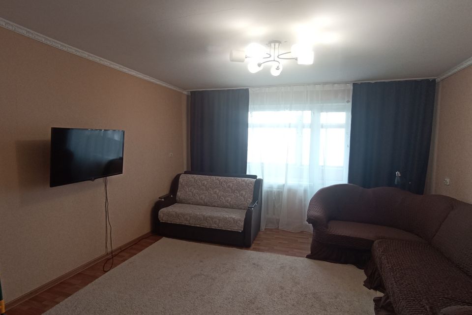 Продаётся 4-комнатная квартира, 81.5 м²