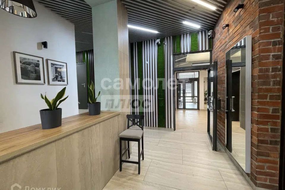 Продаётся 4-комнатная квартира, 87.7 м²