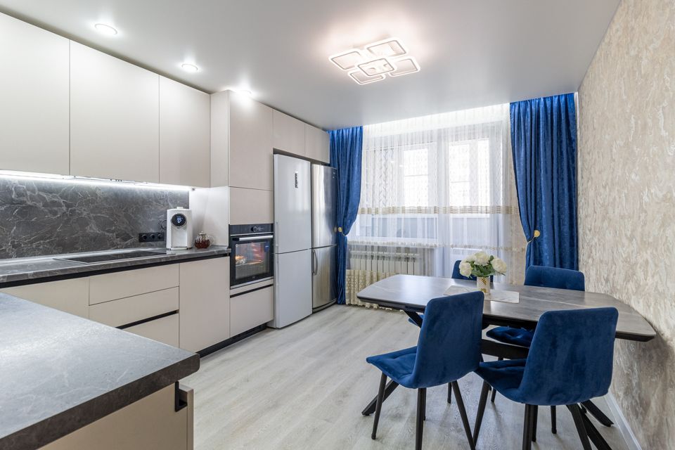 Продаётся 3-комнатная квартира, 90.4 м²