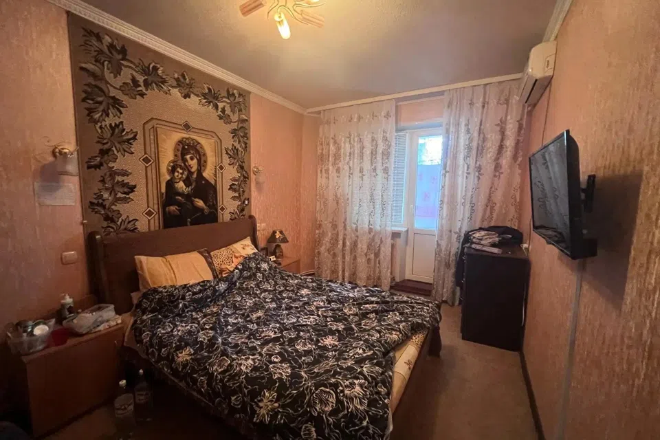 Продаётся 4-комнатная квартира, 81 м²