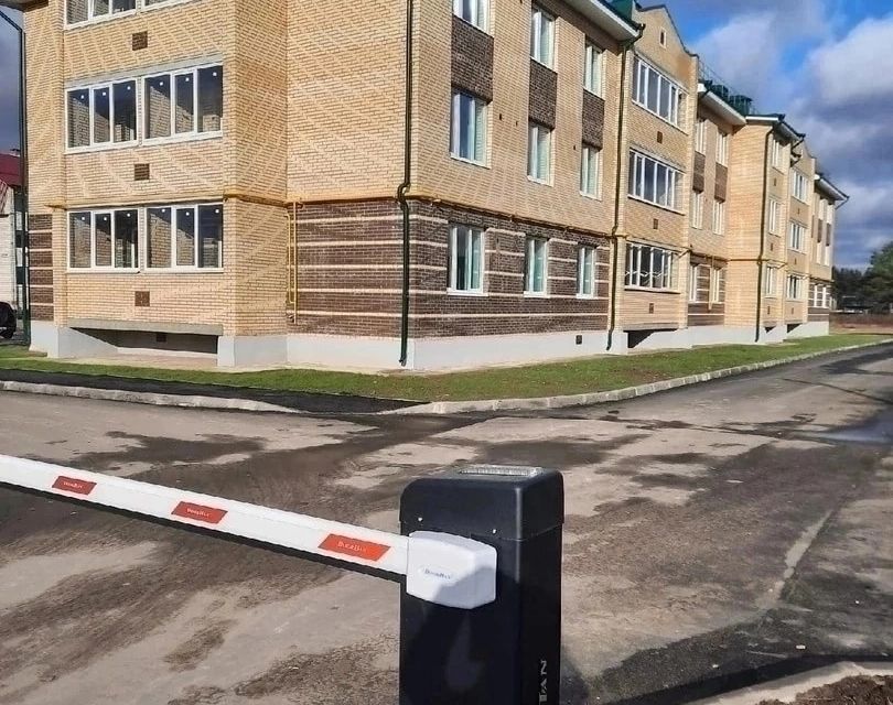 Продаётся 3-комнатная квартира, 76.2 м²