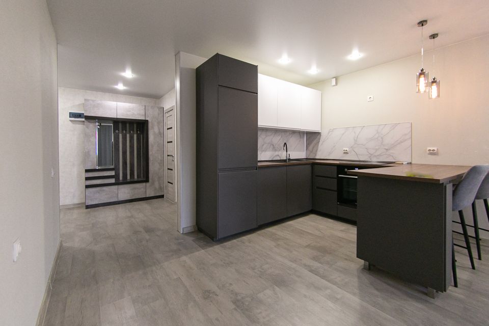 Продаётся 2-комнатная квартира, 56.1 м²