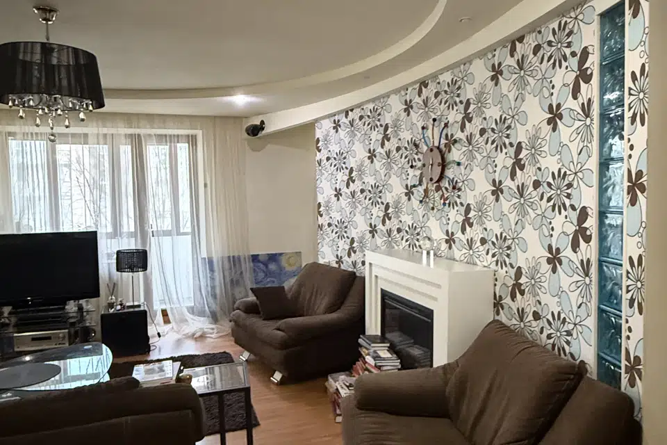 Продаётся 3-комнатная квартира, 77.8 м²