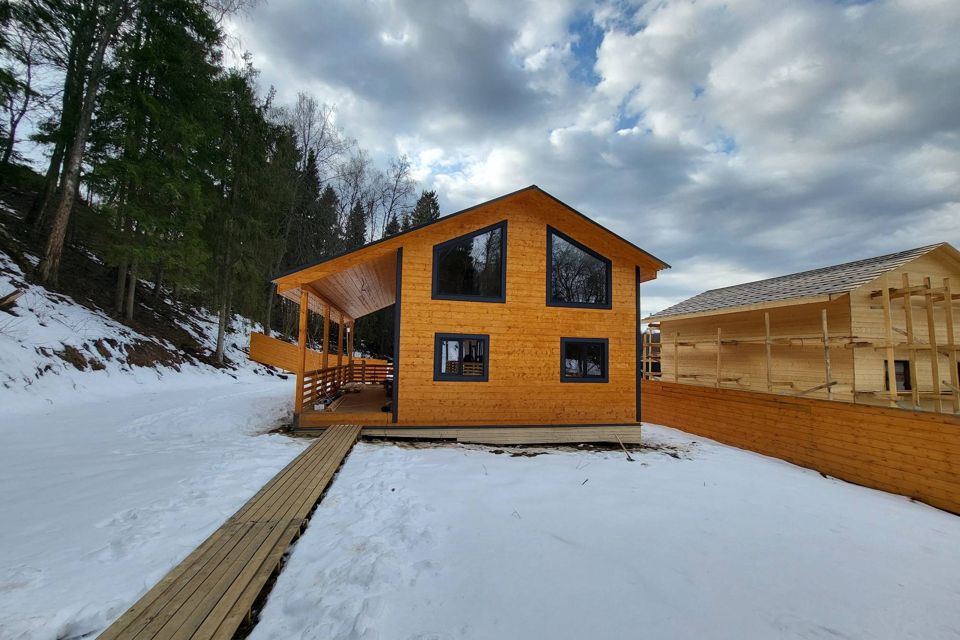 Продаётся 2-этажный дом, 157.3 м²