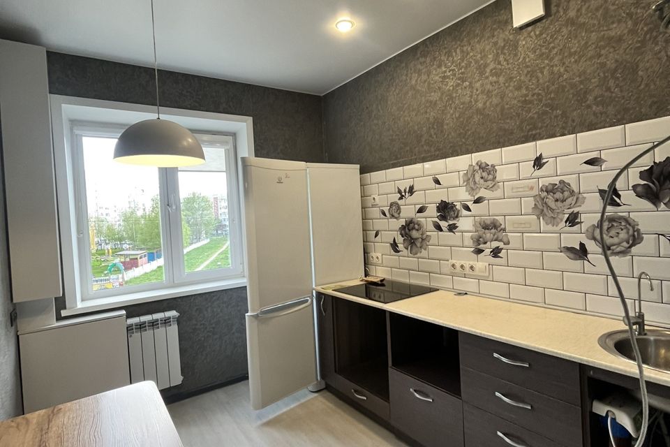 Продаётся 1-комнатная квартира, 37 м²
