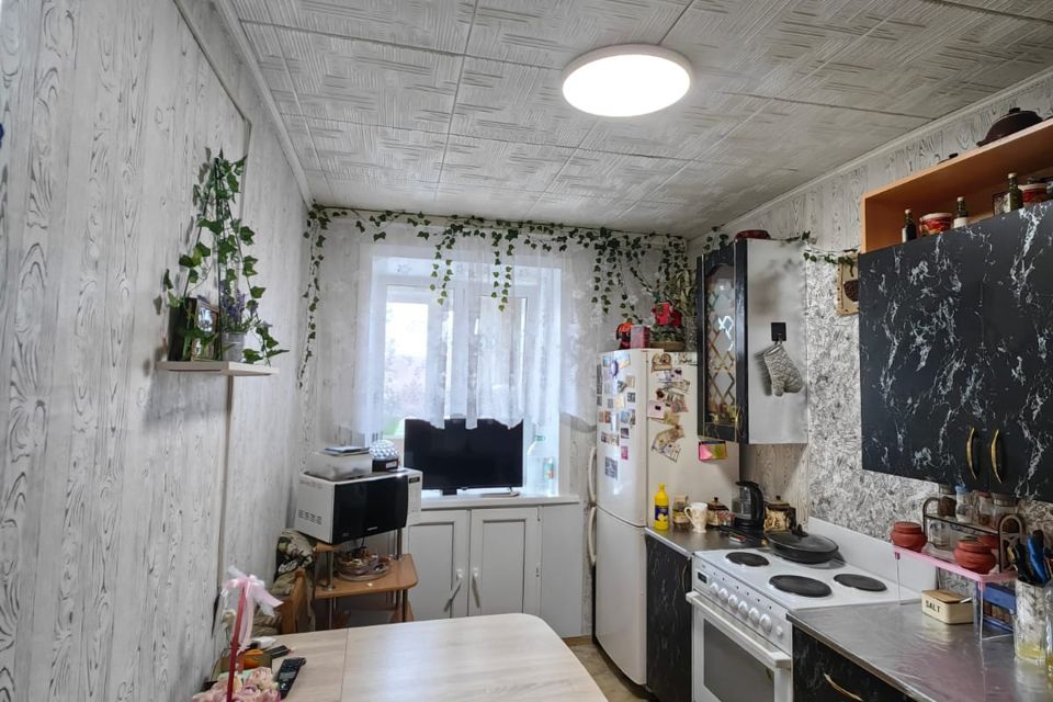 Продаётся 3-комнатная квартира, 58.8 м²