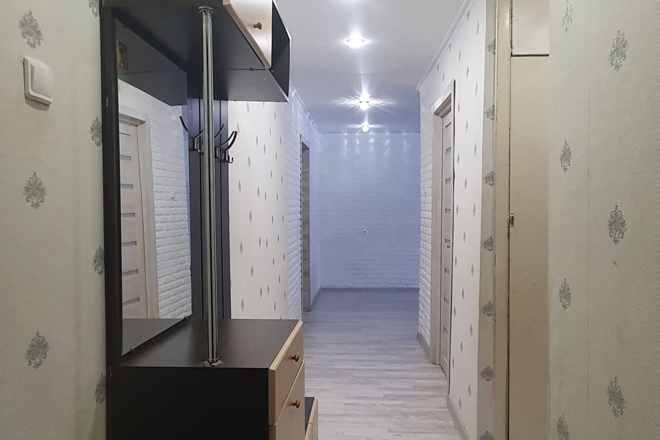 Продаётся 3-комнатная квартира, 57.8 м²