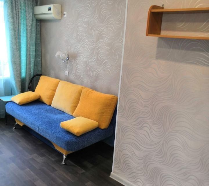 Сдаётся 1-комнатная квартира, 35 м²