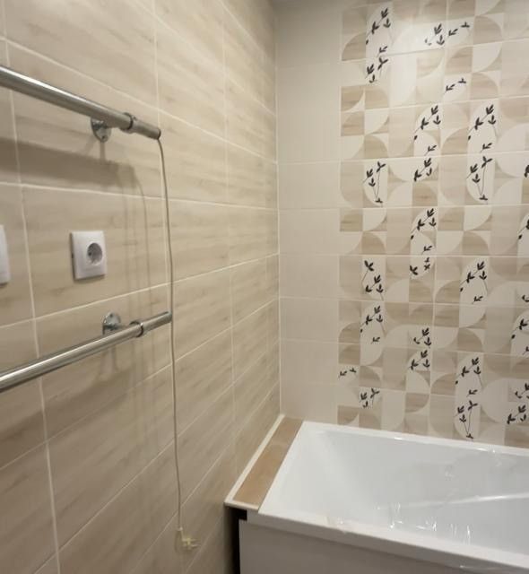 Продаётся 1-комнатная квартира, 63.4 м²