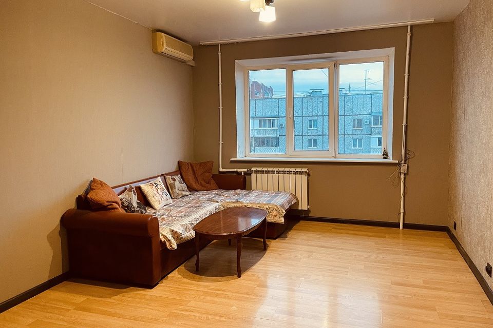 Продаётся 3-комнатная квартира, 70.6 м²