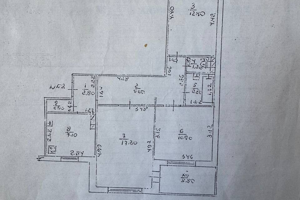 Продаётся 3-комнатная квартира, 69.1 м²