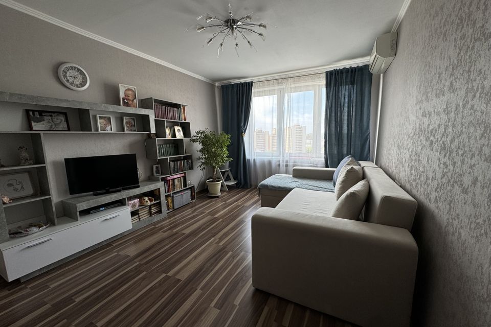Продаётся 1-комнатная квартира, 40.7 м²