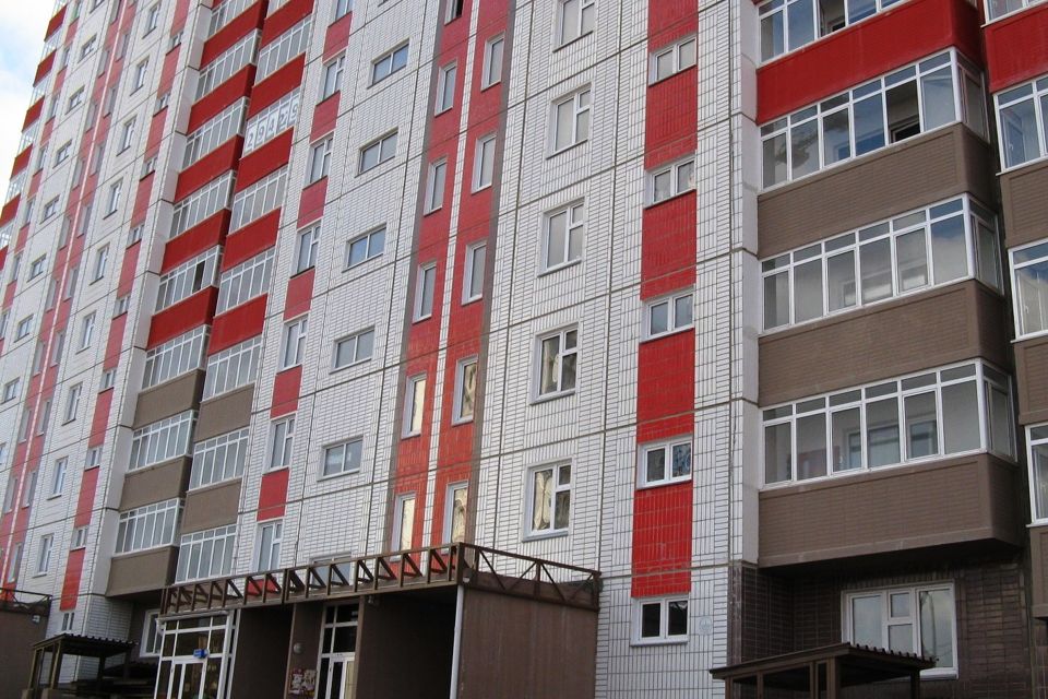 Продаётся 1-комнатная квартира, 42 м²