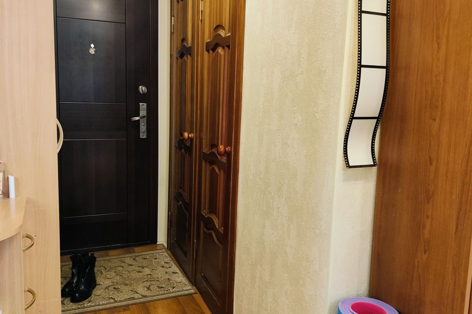 Продаётся 3-комнатная квартира, 56 м²