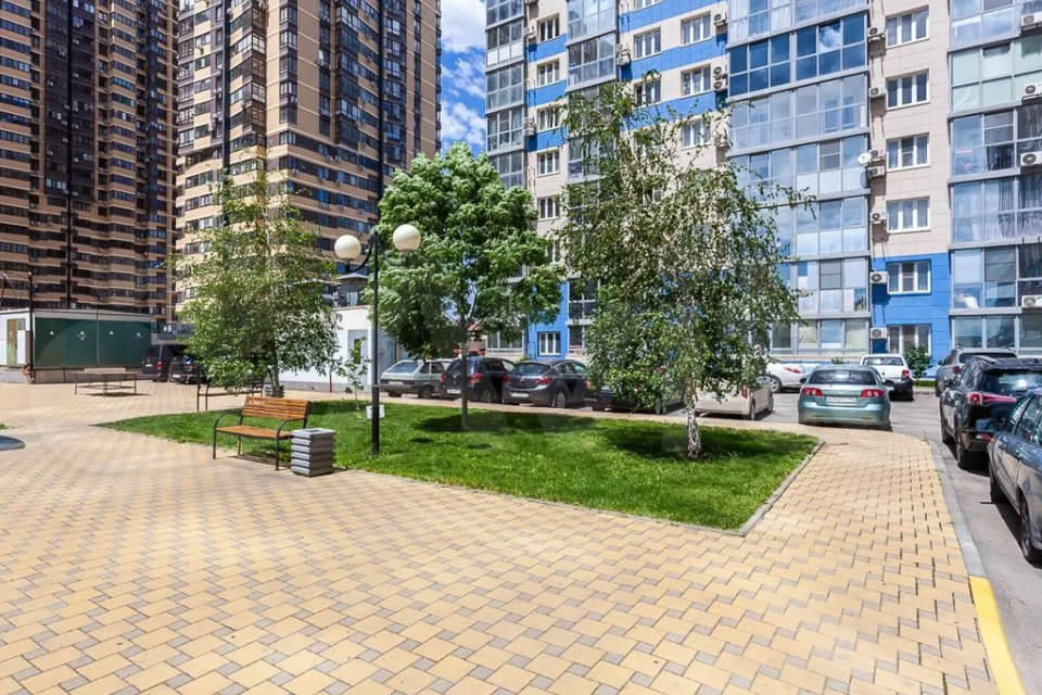 Продаётся 2-комнатная квартира, 64 м²