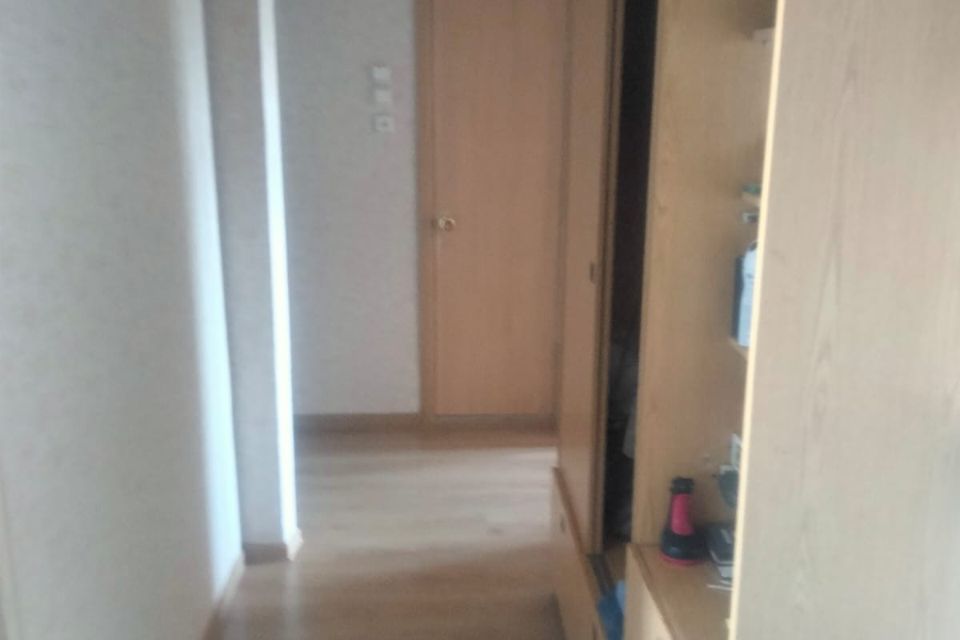 Продаётся 3-комнатная квартира, 63.7 м²