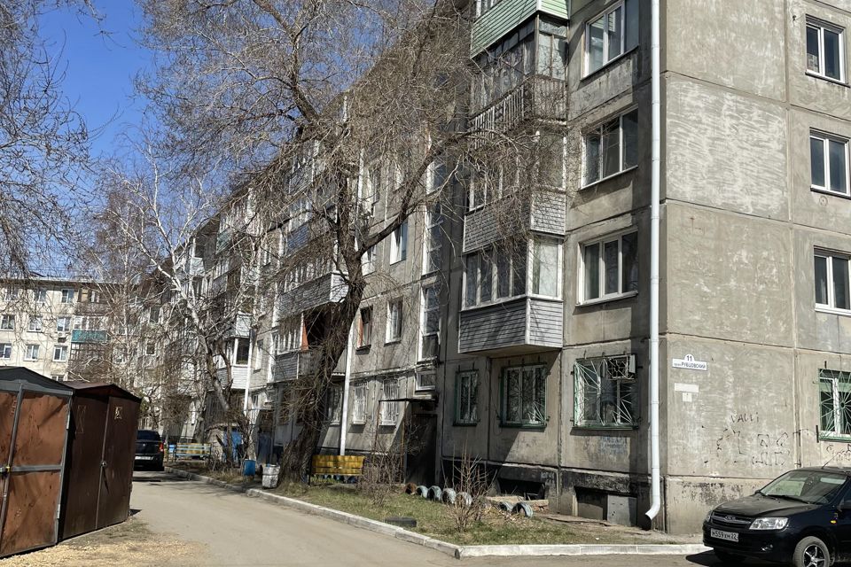 Продаётся 2-комнатная квартира, 43.8 м²