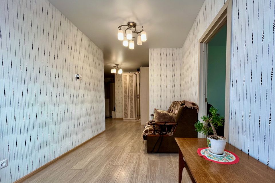 Продаётся 3-комнатная квартира, 57.8 м²