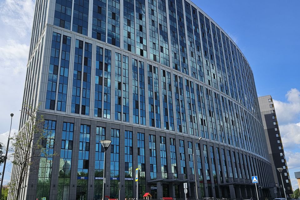 Продаётся 3-комнатная квартира, 117.8 м²