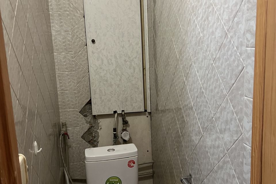 Продаётся 4-комнатная квартира, 74 м²
