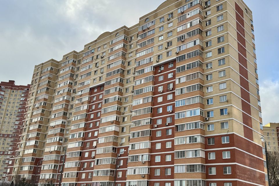 Продаётся 3-комнатная квартира, 98.6 м²