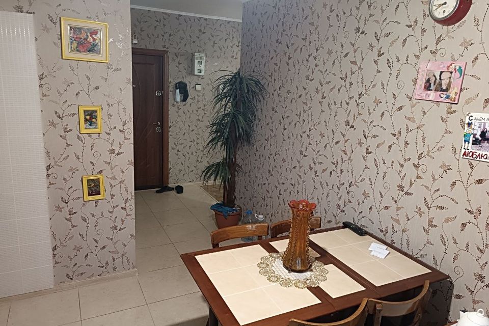 Продаётся 3-комнатная квартира, 62 м²