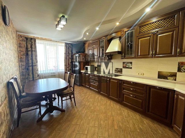 Продаётся 3-комнатная квартира, 89 м²