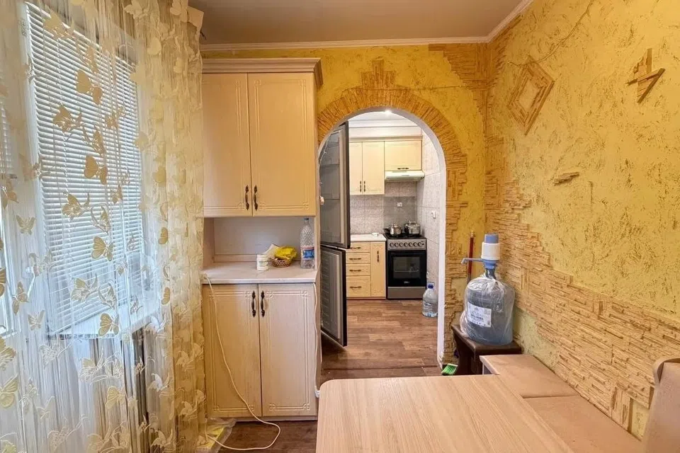 Продаётся 3-комнатная квартира, 58.8 м²