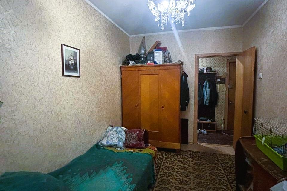 Продаётся 3-комнатная квартира, 56.5 м²