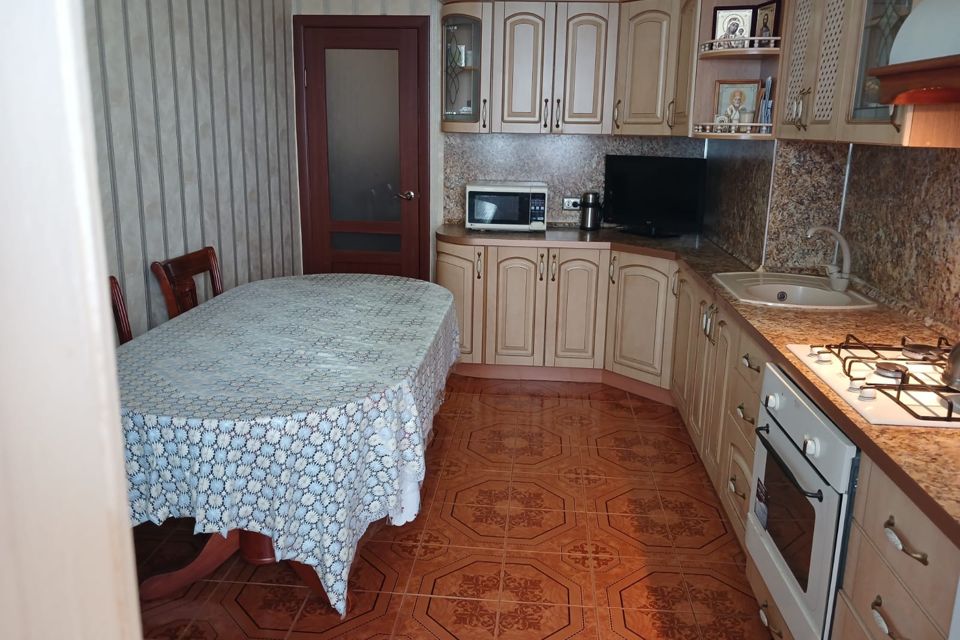 Продаётся 3-комнатная квартира, 68.7 м²
