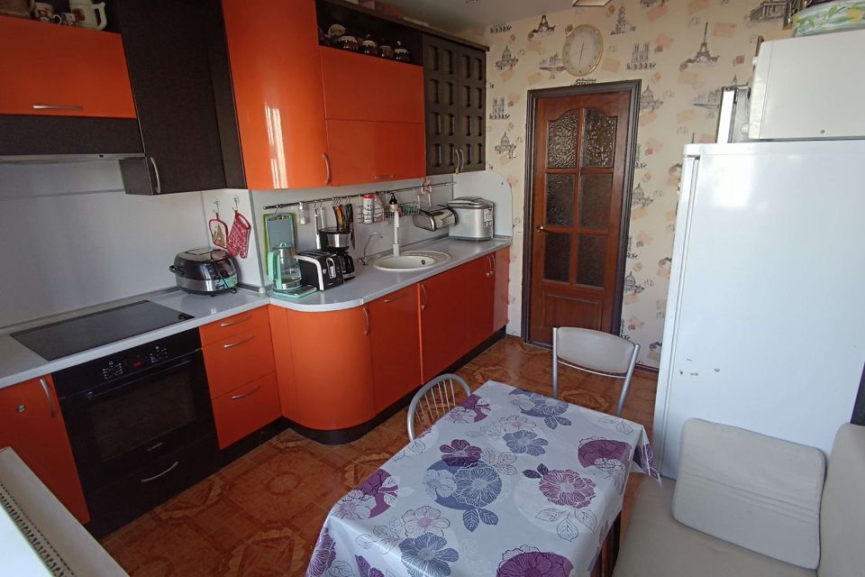 Продаётся 3-комнатная квартира, 72 м²