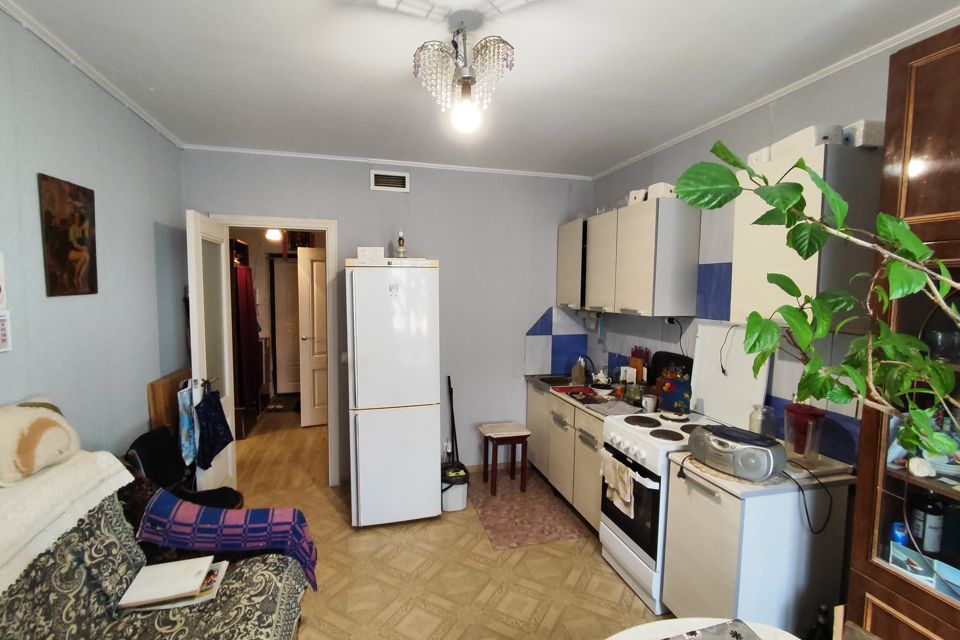 Продаётся 1-комнатная квартира, 42.3 м²
