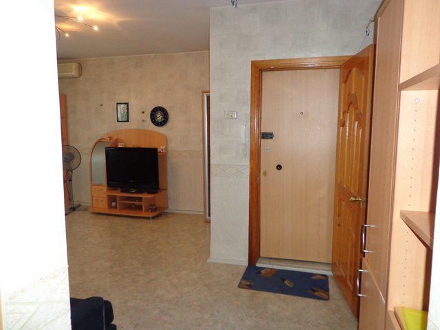 Продаётся 3-комнатная квартира, 60 м²