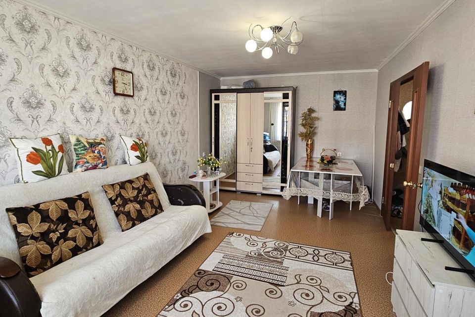 Продаётся 1-комнатная квартира, 40.3 м²