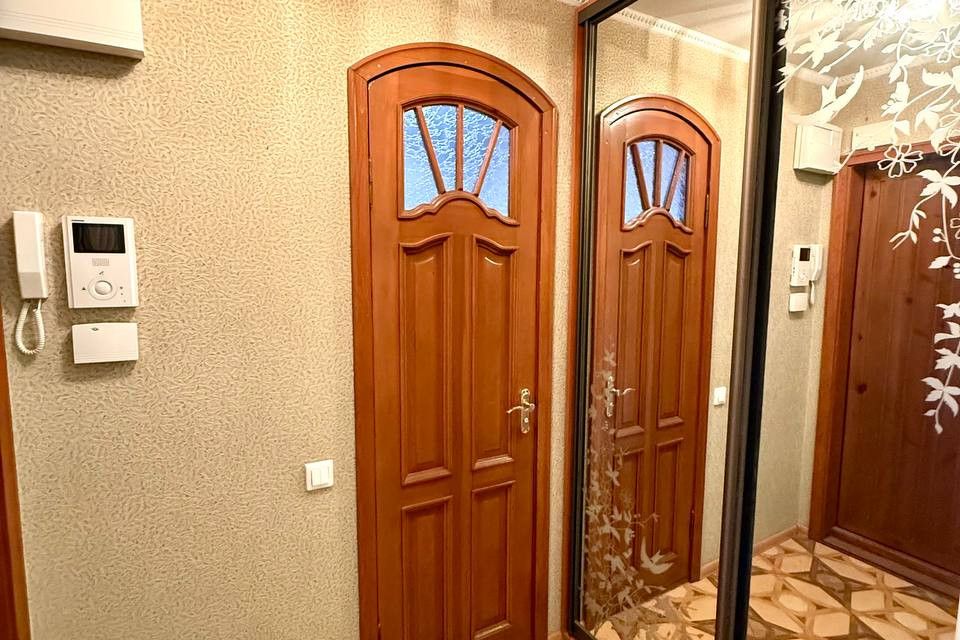 Продаётся 3-комнатная квартира, 77.6 м²