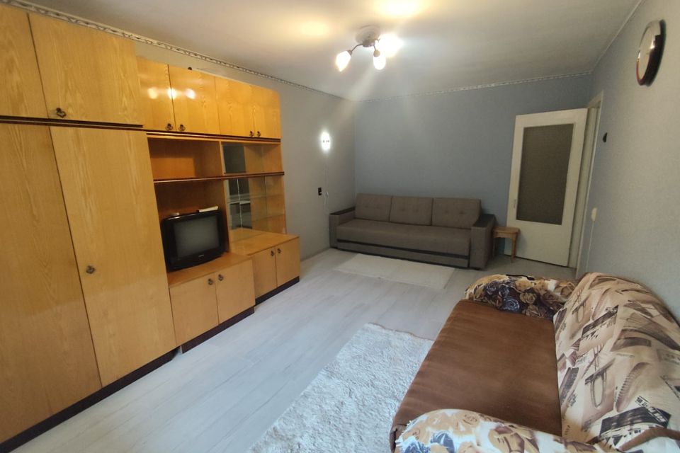 Сдаётся 1-комнатная квартира, 35 м²