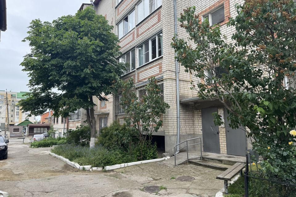 Продаётся 3-комнатная квартира, 81 м²