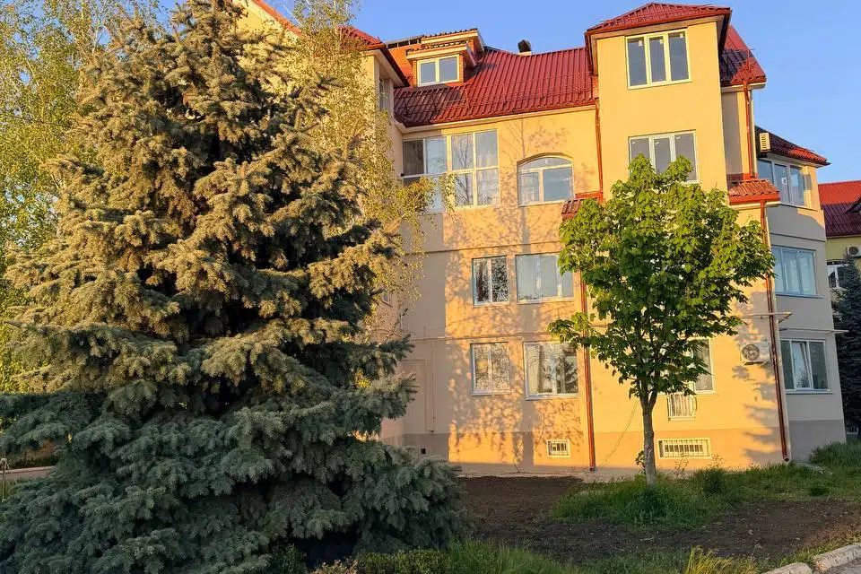 Продаётся 2-комнатная квартира, 65.6 м²
