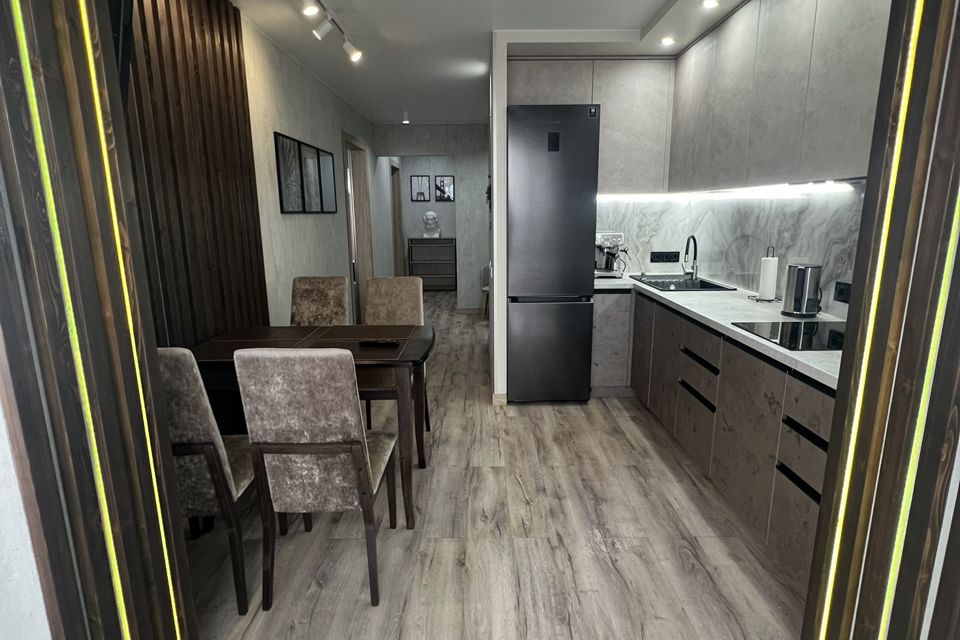 Сдаётся 2-комнатная квартира, 55 м²