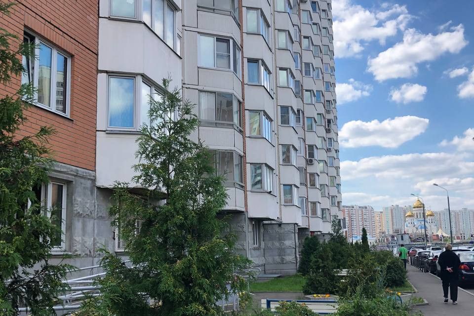 Продаётся 2-комнатная квартира, 63.8 м²