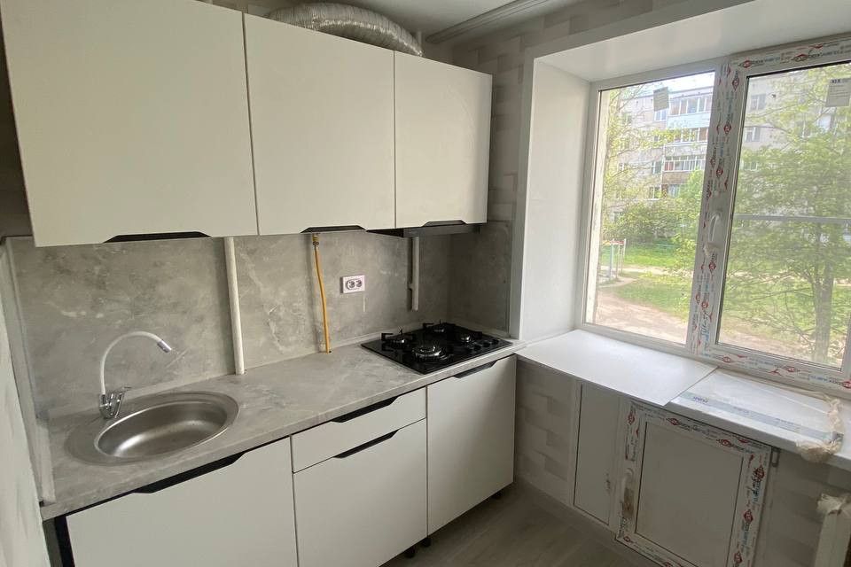 Продаётся 3-комнатная квартира, 51.2 м²
